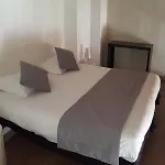 Apartmanhotel Odalys Le Cheval Blanc Nîmes