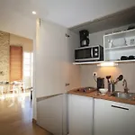 Odalys Le Cheval Blanc Apartmanhotel Nîmes