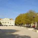 Odalys Le Cheval Blanc Apartmanhotel Nîmes