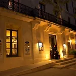 Odalys Le Cheval Blanc Appart hôtel 3*