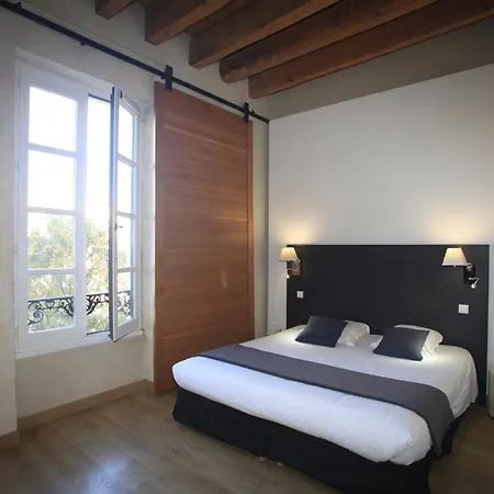 Odalys Le Cheval Blanc 3* Νιμ