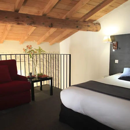 Odalys Le Cheval Blanc Nîmes