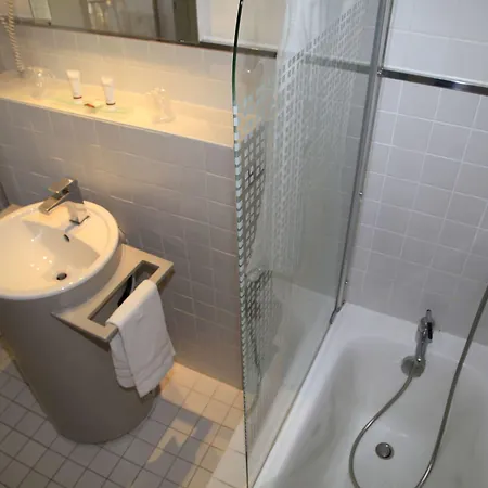 Odalys Le Cheval Blanc Lejlighedshotel Nîmes