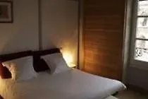 Odalys Le Cheval Blanc 3* Νιμ