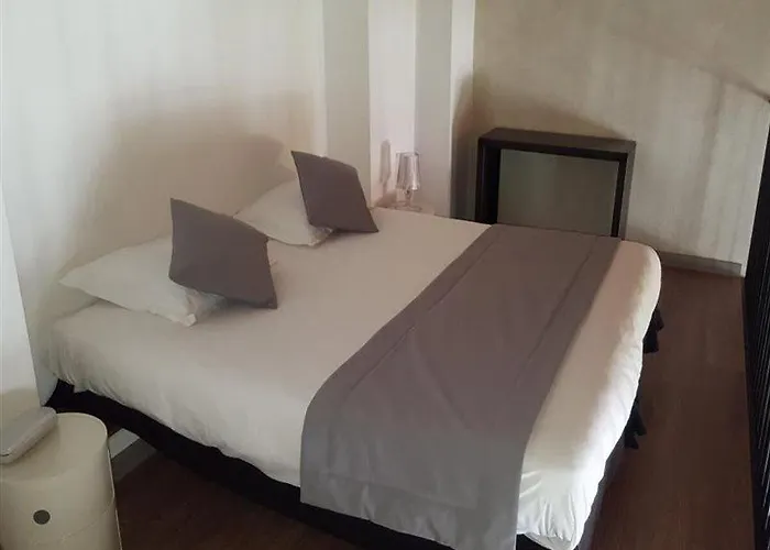 Aparthotel Odalys Le Cheval Blanc Nîmes