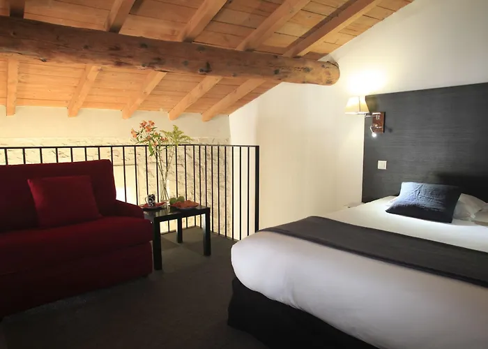 Odalys Le Cheval Blanc Nîmes