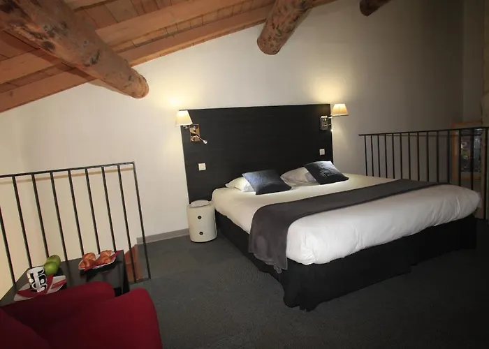 Odalys Le Cheval Blanc Nîmes