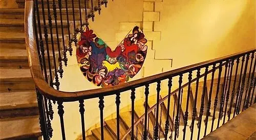 Odalys Le Cheval Blanc Nîmes